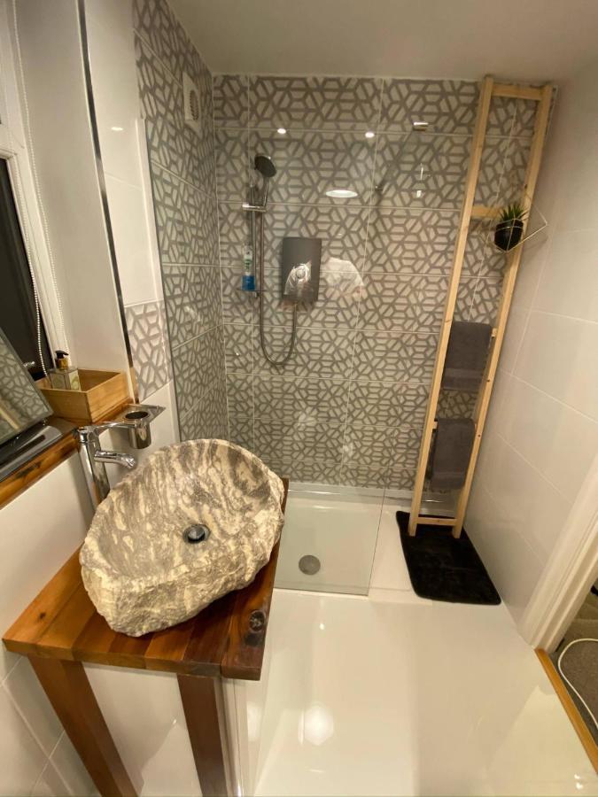 Сasa de vacaciones Luxury 5* With Secret Garden And Free Parking Liverpool