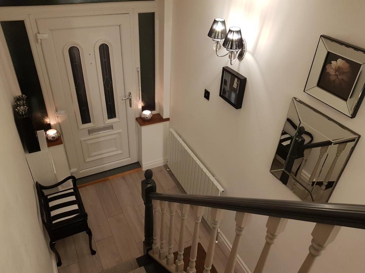Luxury 5* With Secret Garden And Free Parking Сasa de vacaciones
